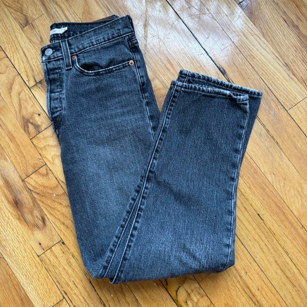 Levi’s Gray Wedgie Fit Straight Jeans